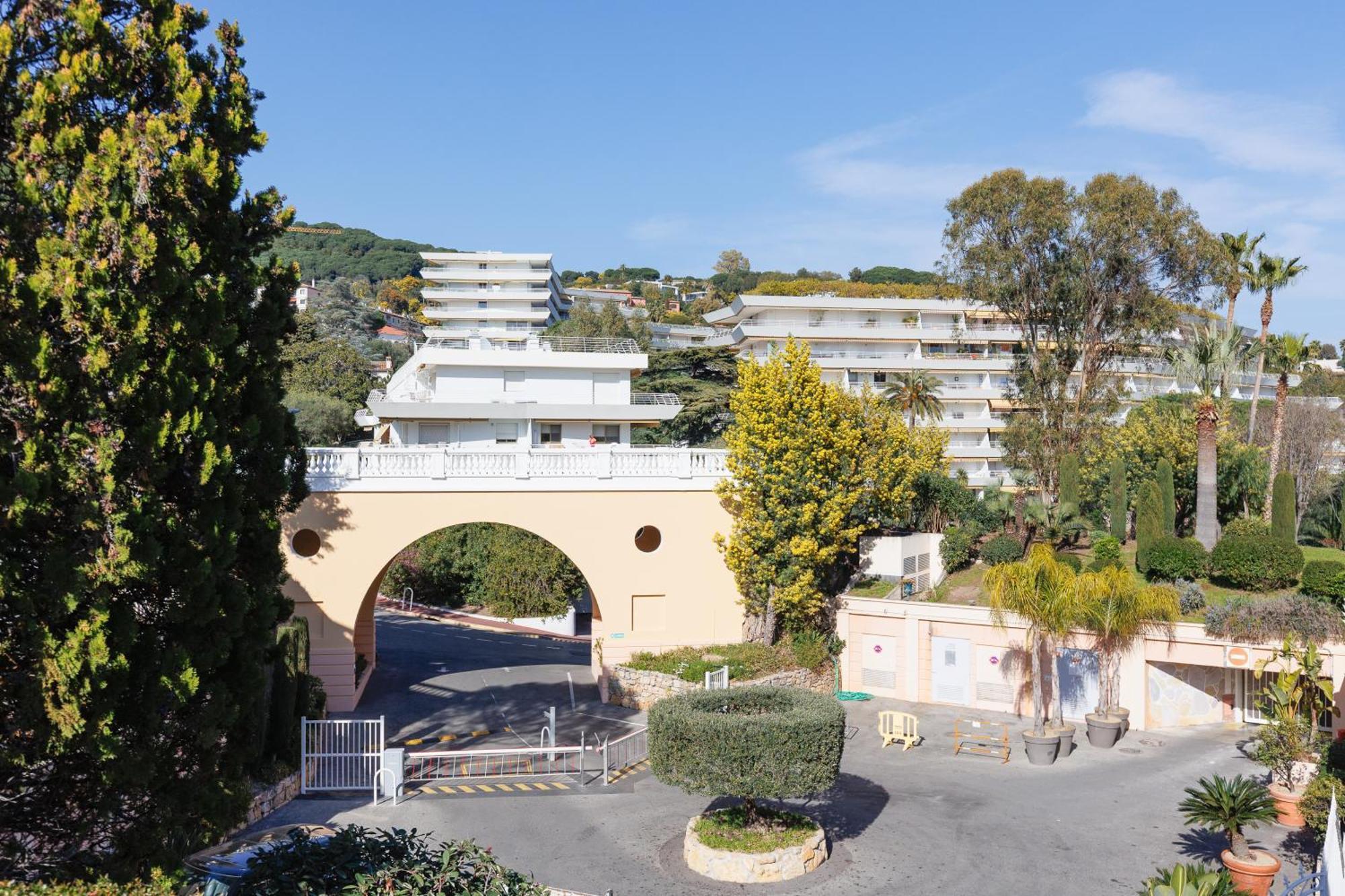 Holiday Paradise Cannes Esterno foto
